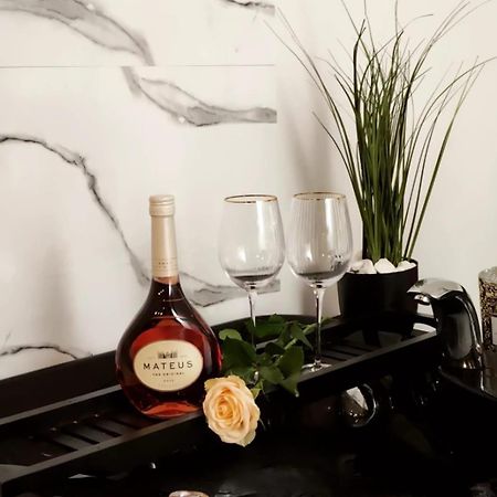 Logement Romantique Et Cosy Charleroi Exteriér fotografie